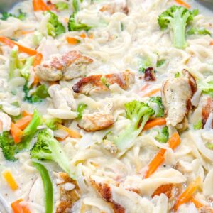 Pasta chicken primavera